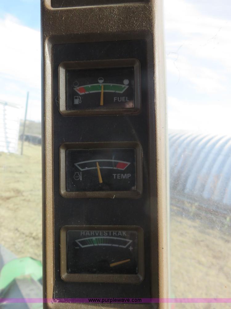 image for item K7184 1993 John Deere 9500 RWA combine