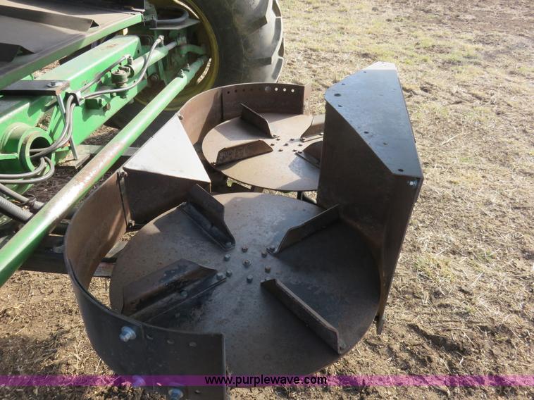 image for item K7184 1993 John Deere 9500 RWA combine