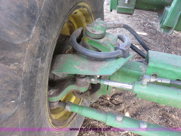 image for item K7184 1993 John Deere 9500 RWA combine