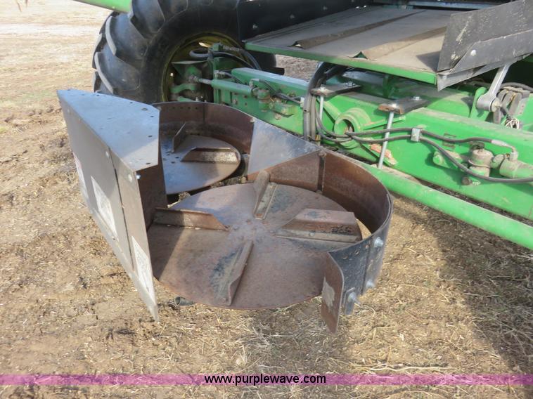 image for item K7184 1993 John Deere 9500 RWA combine