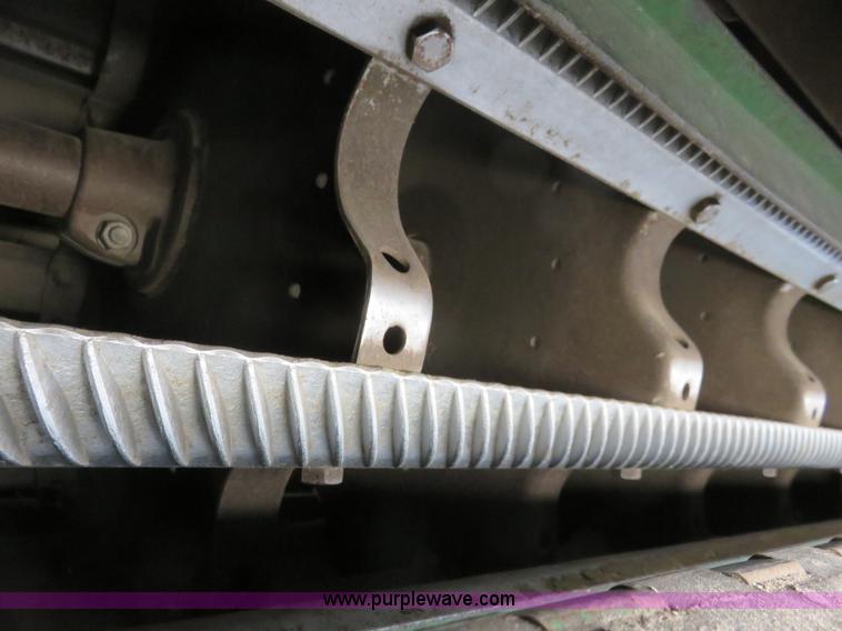 image for item K7184 1993 John Deere 9500 RWA combine