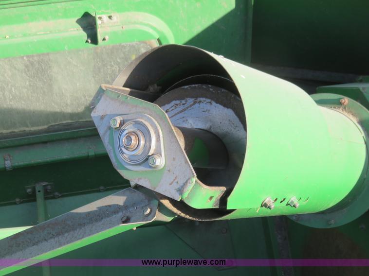 image for item K7184 1993 John Deere 9500 RWA combine