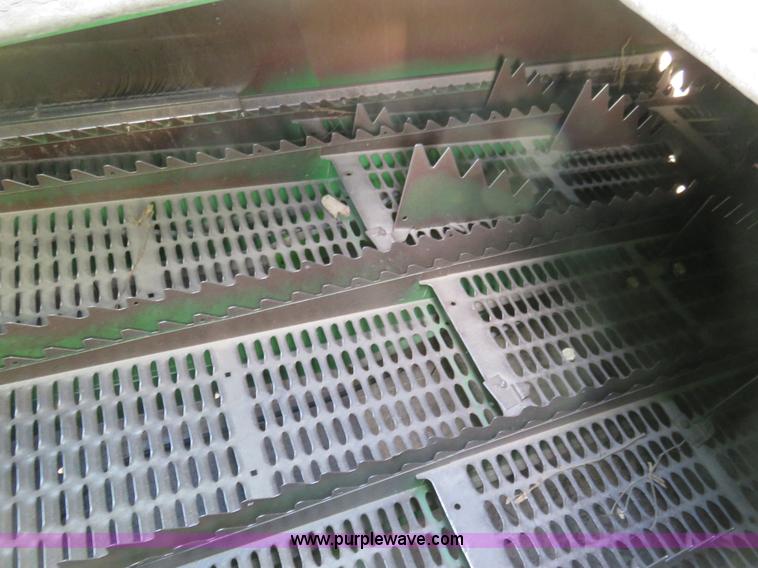 image for item K7184 1993 John Deere 9500 RWA combine