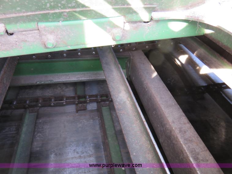 image for item K7184 1993 John Deere 9500 RWA combine