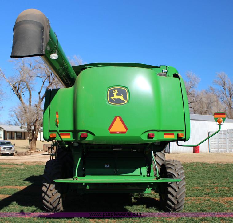 image for item L6597 2009 John Deere 9770 STS combine