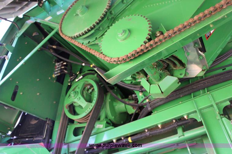 image for item L6597 2009 John Deere 9770 STS combine