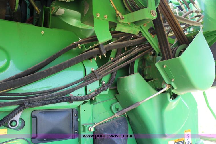 image for item L6597 2009 John Deere 9770 STS combine