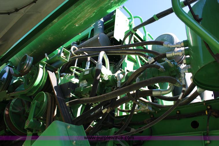 image for item L6597 2009 John Deere 9770 STS combine