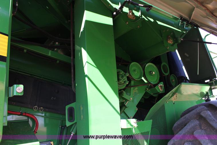 image for item L6597 2009 John Deere 9770 STS combine