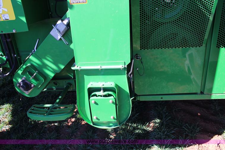 image for item L6597 2009 John Deere 9770 STS combine