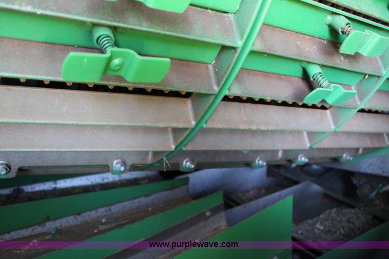 image for item L6597 2009 John Deere 9770 STS combine