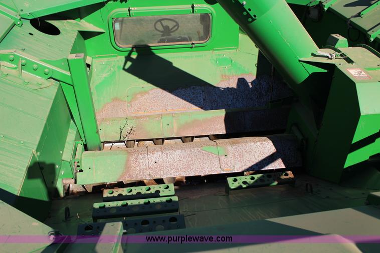 image for item L6597 2009 John Deere 9770 STS combine