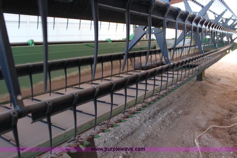 image for item L6598 2010 John Deere 635D Hydrafloat draper head