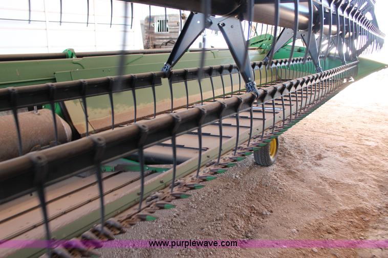 image for item L6598 2010 John Deere 635D Hydrafloat draper head