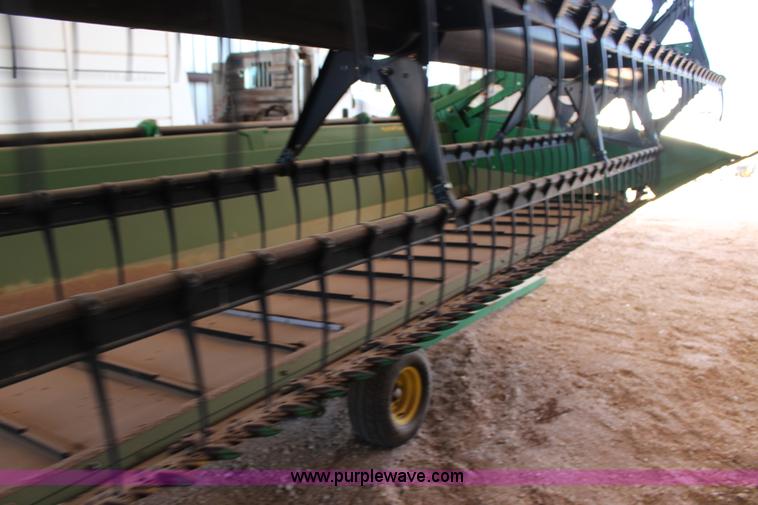 image for item L6598 2010 John Deere 635D Hydrafloat draper head