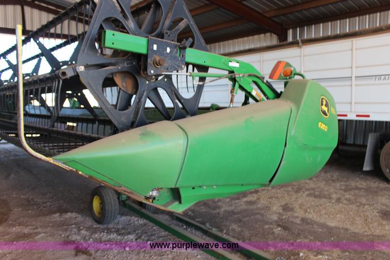 image for item L6598 2010 John Deere 635D Hydrafloat draper head