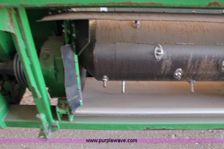 image for item L6598 2010 John Deere 635D Hydrafloat draper head