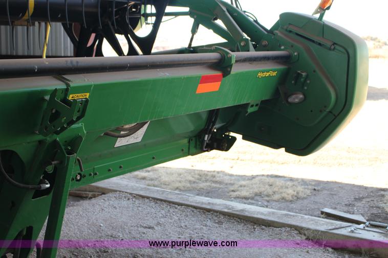 image for item L6598 2010 John Deere 635D Hydrafloat draper head