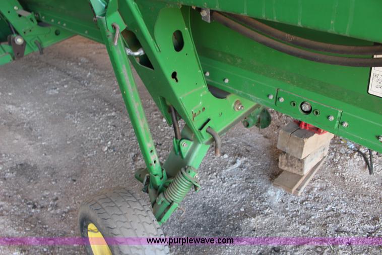 image for item L6598 2010 John Deere 635D Hydrafloat draper head