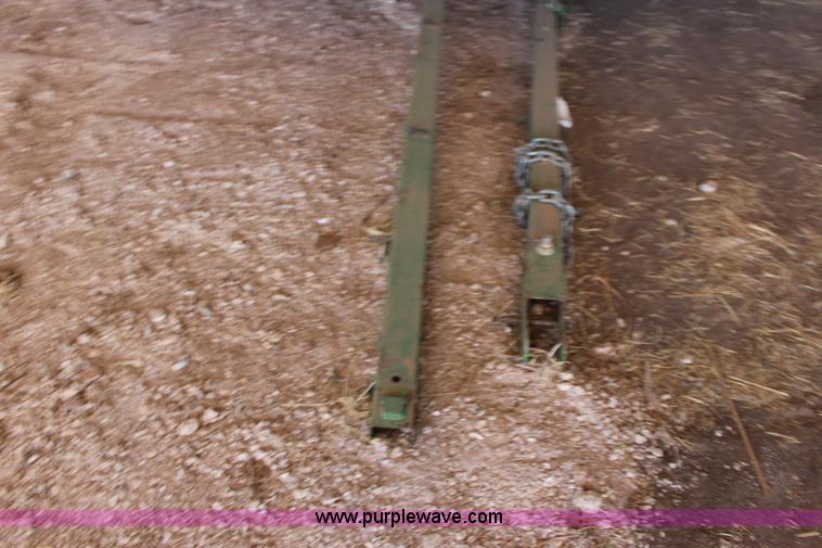 image for item L6598 2010 John Deere 635D Hydrafloat draper head