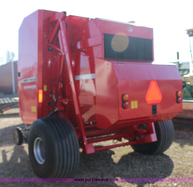 image for item L6602 2011 Massey Ferguson Hesston 2846A round baler