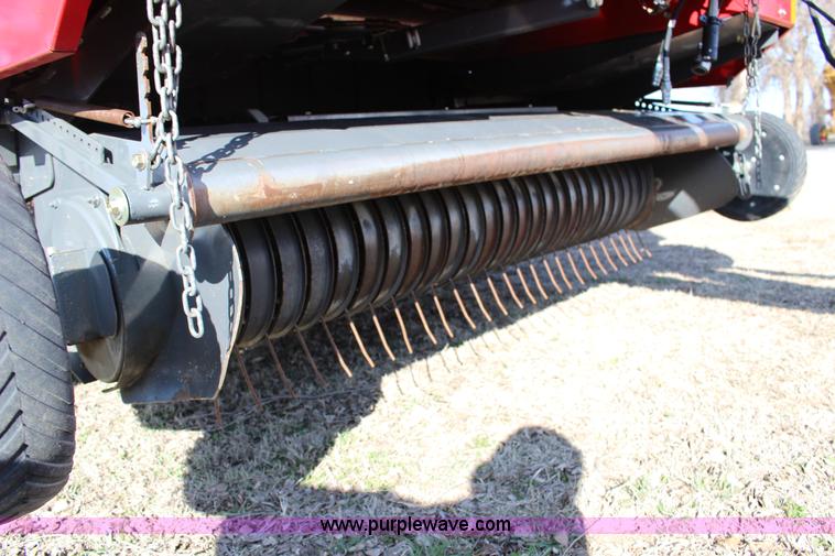 image for item L6602 2011 Massey Ferguson Hesston 2846A round baler