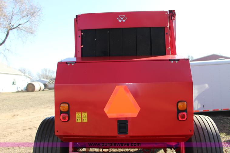 image for item L6602 2011 Massey Ferguson Hesston 2846A round baler