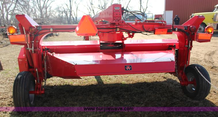 image for item L6607 2010 Massey Ferguson Hesston 1372 12' rotary discbine mower