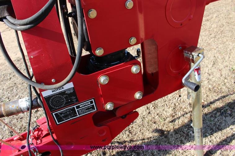 image for item L6607 2010 Massey Ferguson Hesston 1372 12' rotary discbine mower