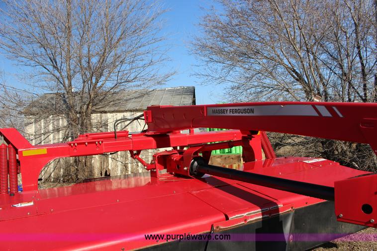 image for item L6607 2010 Massey Ferguson Hesston 1372 12' rotary discbine mower