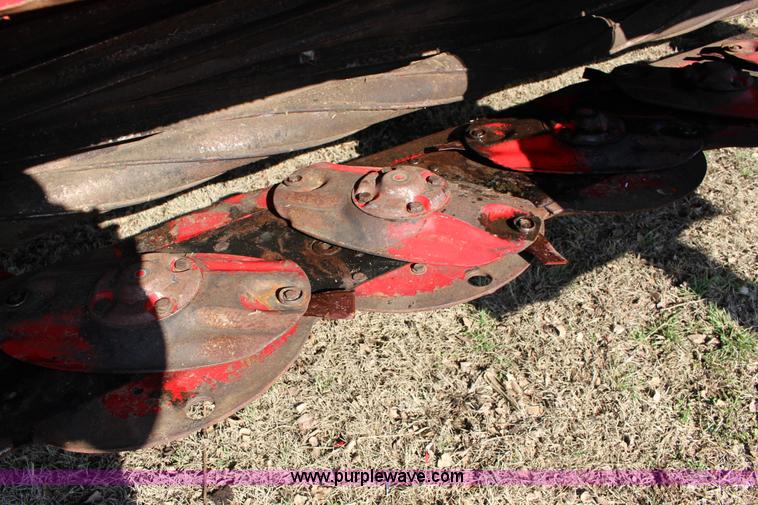 image for item L6607 2010 Massey Ferguson Hesston 1372 12' rotary discbine mower