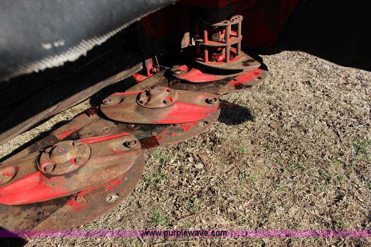 image for item L6607 2010 Massey Ferguson Hesston 1372 12' rotary discbine mower