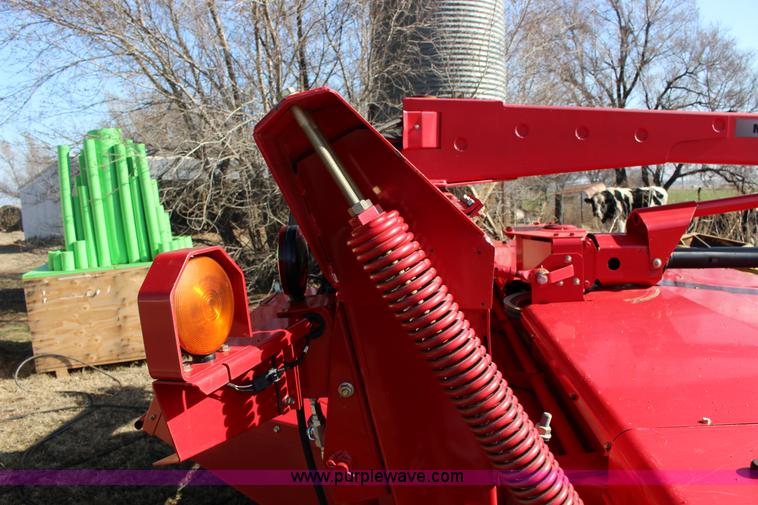 image for item L6607 2010 Massey Ferguson Hesston 1372 12' rotary discbine mower