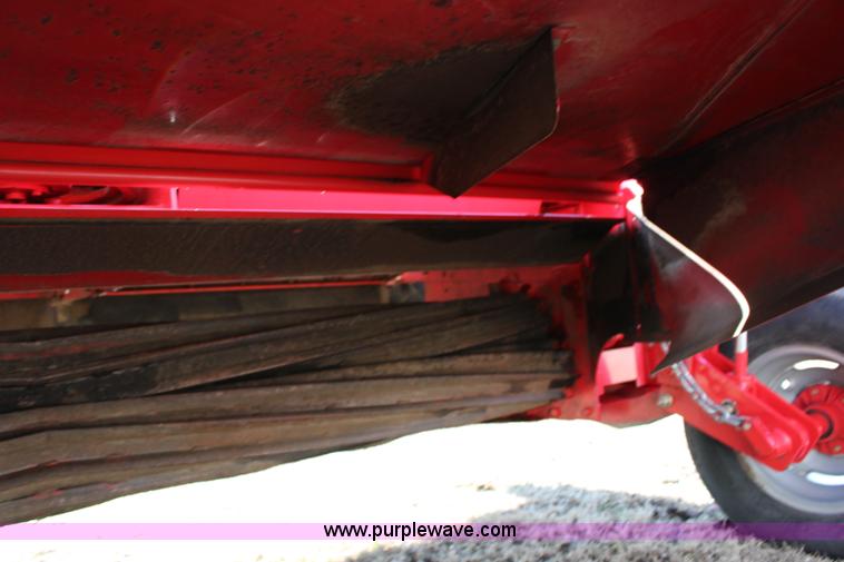 image for item L6607 2010 Massey Ferguson Hesston 1372 12' rotary discbine mower