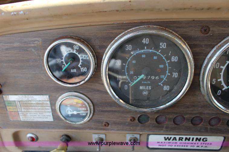 image for item L6613 1978 GMC 7500 Big Wheels applicator