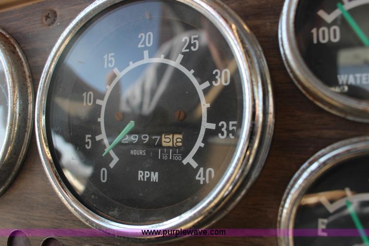 image for item L6613 1978 GMC 7500 Big Wheels applicator