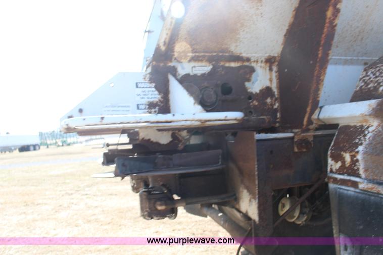 image for item L6613 1978 GMC 7500 Big Wheels applicator