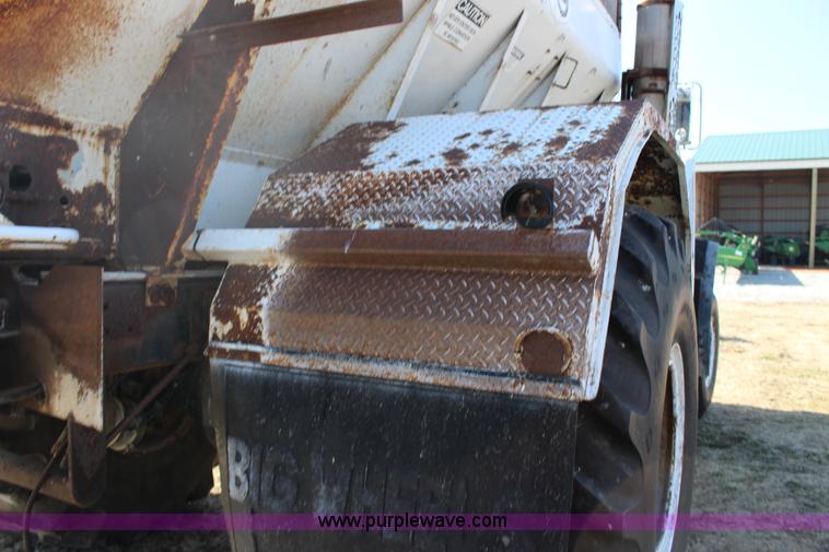 image for item L6613 1978 GMC 7500 Big Wheels applicator