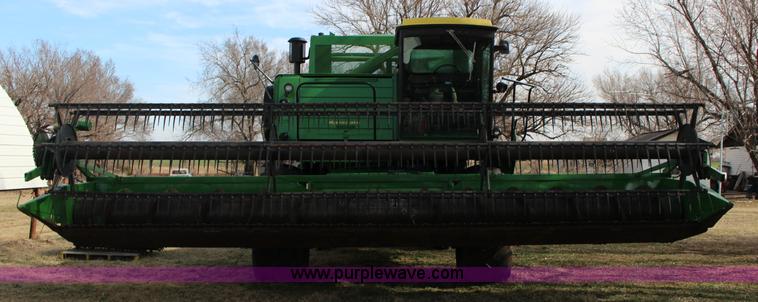 image for item L6620 1980 John Deere 7720 Turbo combine