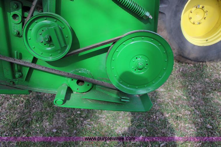 image for item L6620 1980 John Deere 7720 Turbo combine