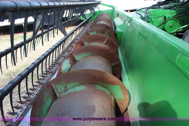 image for item L6620 1980 John Deere 7720 Turbo combine