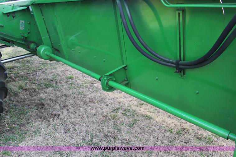 image for item L6620 1980 John Deere 7720 Turbo combine