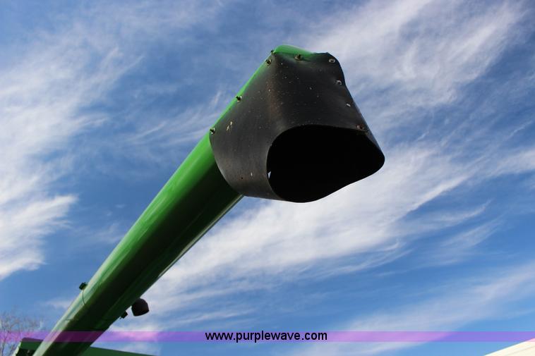 image for item L6620 1980 John Deere 7720 Turbo combine