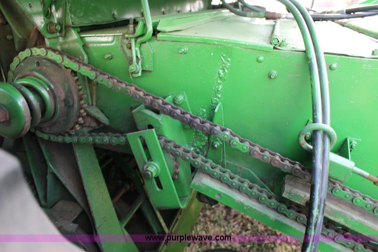 image for item L6620 1980 John Deere 7720 Turbo combine