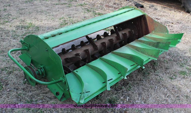 image for item L6620 1980 John Deere 7720 Turbo combine