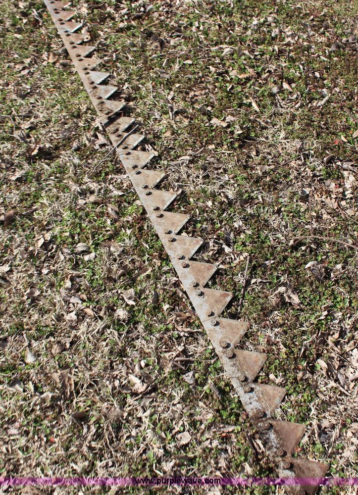 image for item L6620 1980 John Deere 7720 Turbo combine