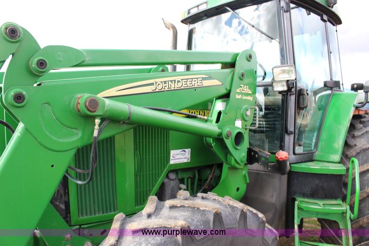 image for item L6635 2001 John Deere 7710 MFWD tractor