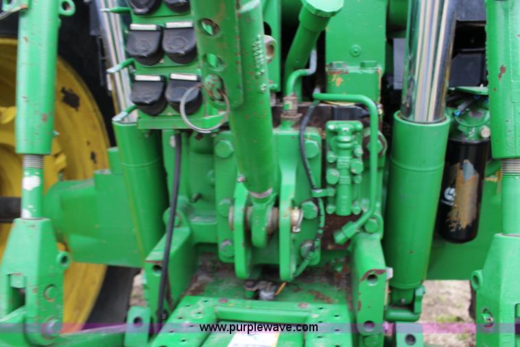 image for item L6635 2001 John Deere 7710 MFWD tractor