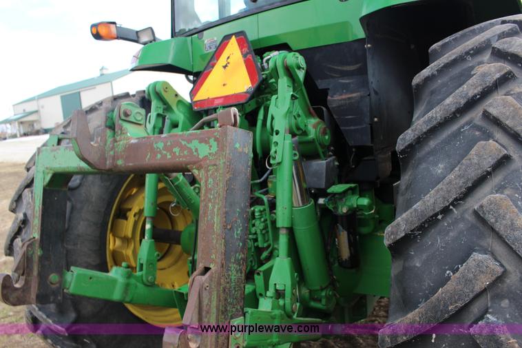 image for item L6635 2001 John Deere 7710 MFWD tractor