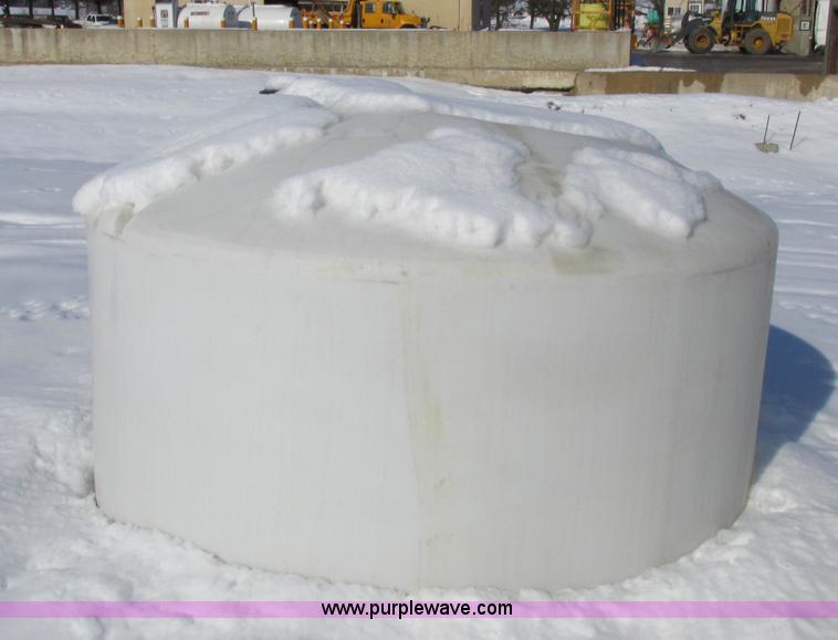 image for item Z9618 (2) water tanks
